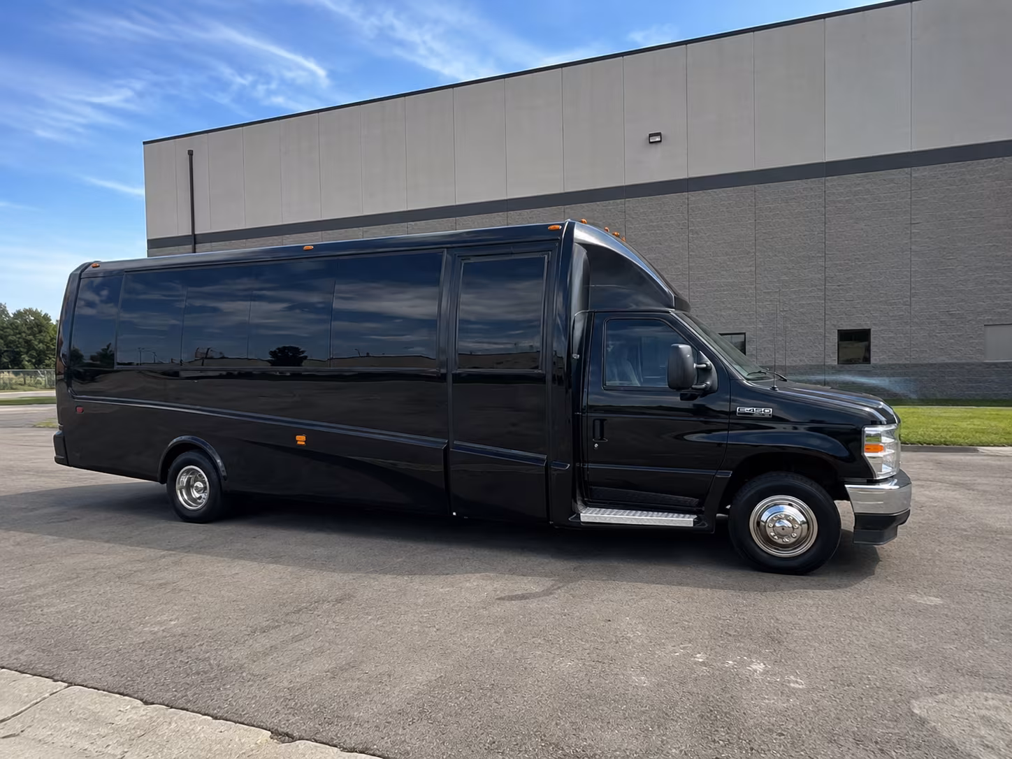 charter buses to capital one arena concerts and shows