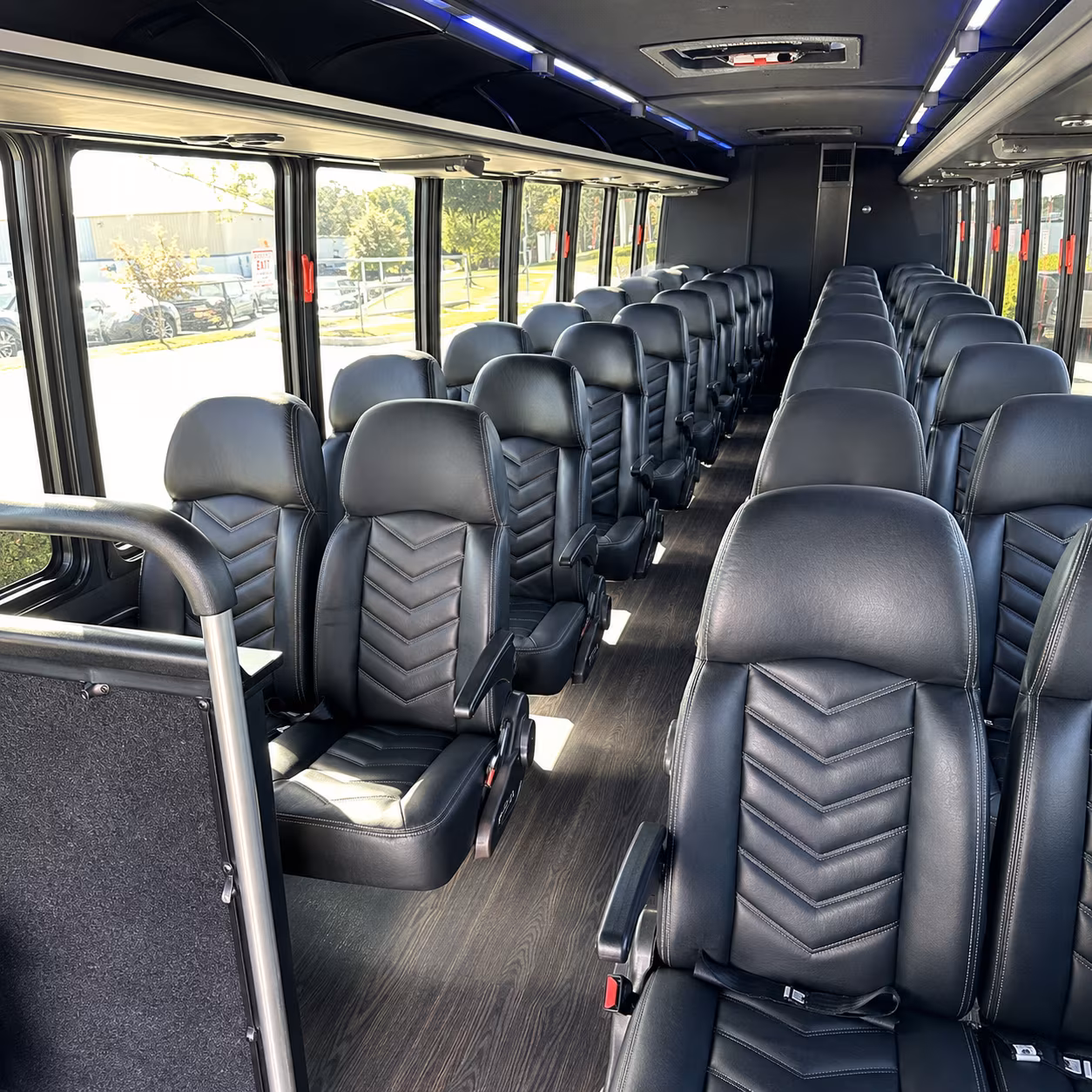 corporate wine tour bus rentals from bowie to the dc region
