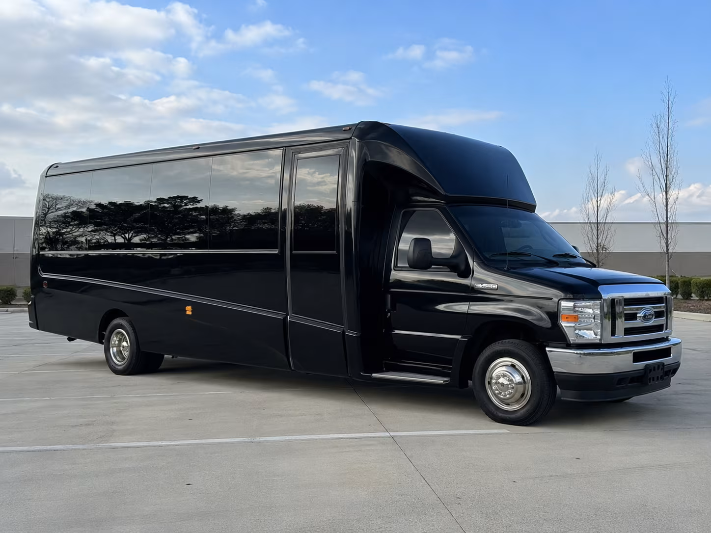 minibuses and charter buses to college sporting events near bowie